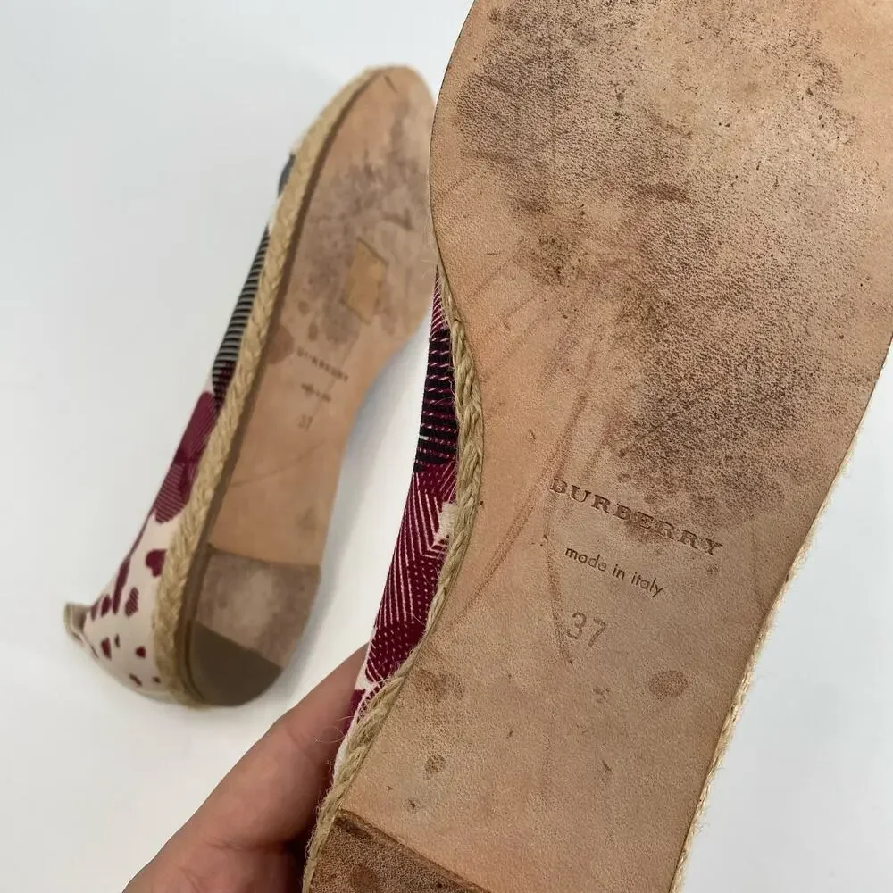 Burberry 37 plaid round toe espadrilles - Picture 7 of 8